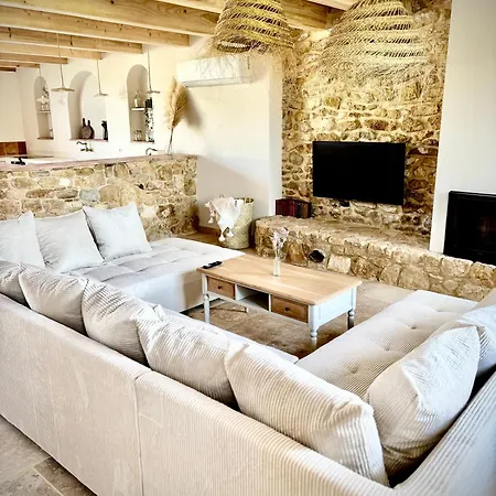 Prázdninový dům Dans Un Domaine - La Cave Du Vigneron - Uzes - 10 Personnes *